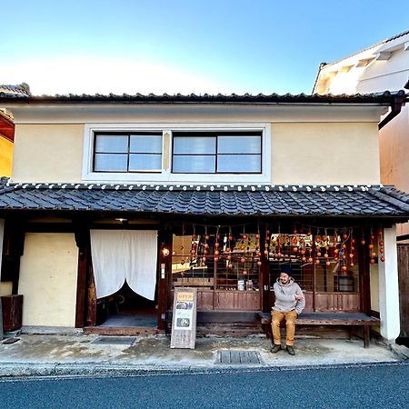 Hostel & Tatami Bar Uchikobare -内子晴れ- Экстерьер фото