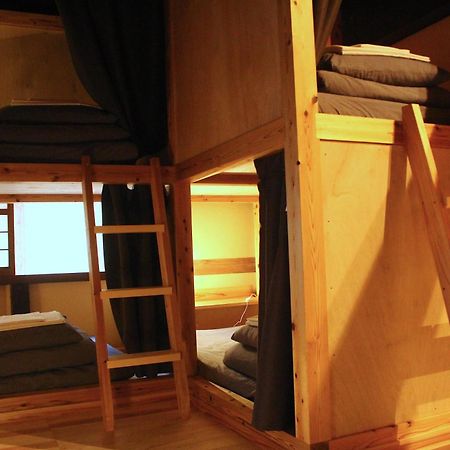 Hostel & Tatami Bar Uchikobare -内子晴れ- Экстерьер фото