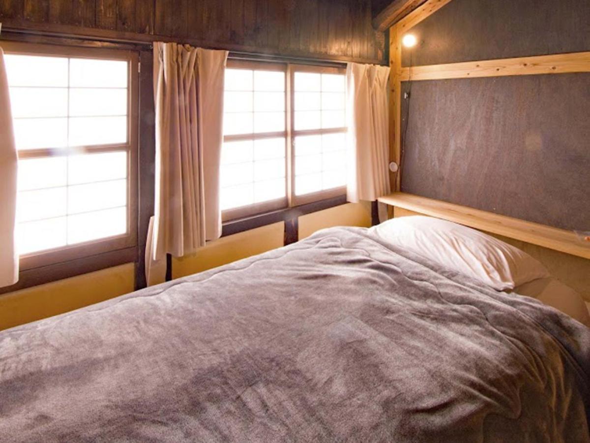 Hostel & Tatami Bar Uchikobare -内子晴れ- Экстерьер фото