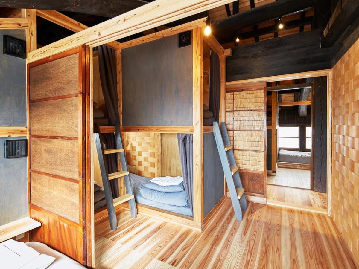 Hostel & Tatami Bar Uchikobare -内子晴れ- Экстерьер фото