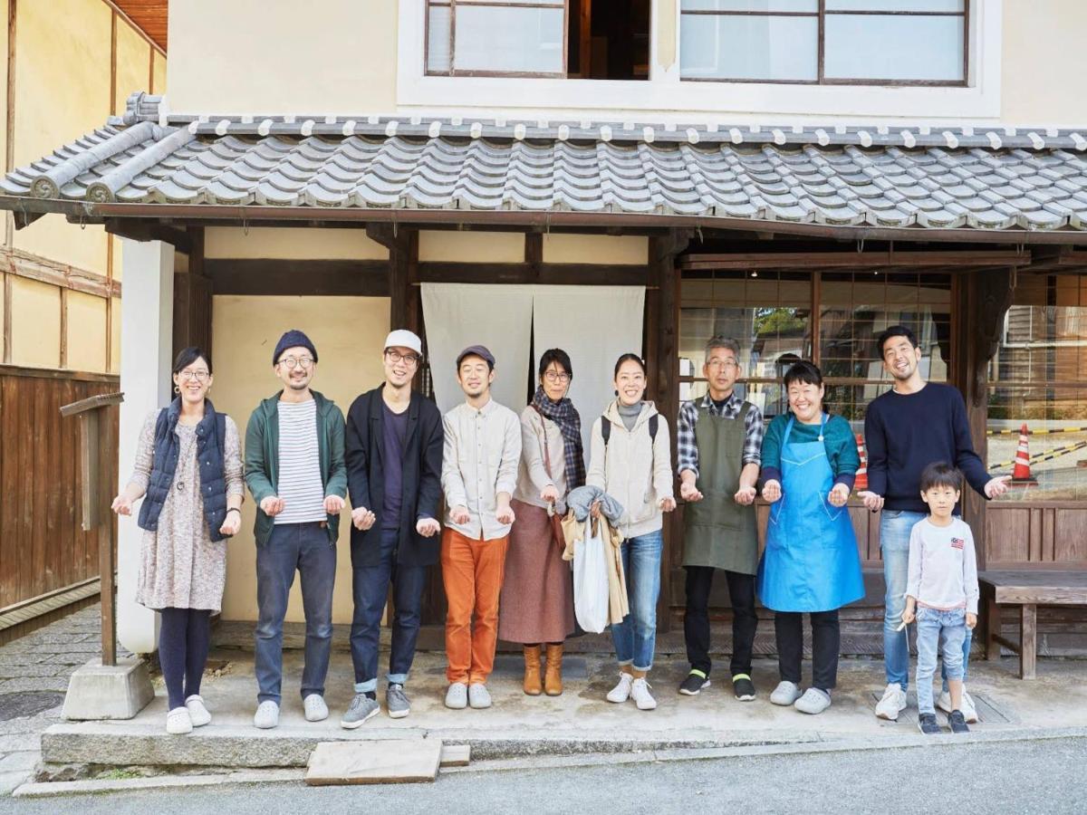 Hostel & Tatami Bar Uchikobare -内子晴れ- Экстерьер фото