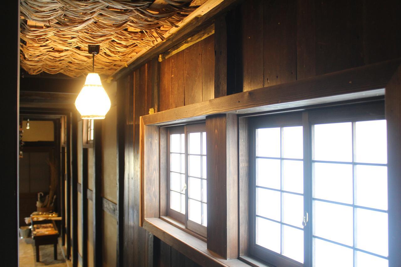 Hostel & Tatami Bar Uchikobare -内子晴れ- Экстерьер фото